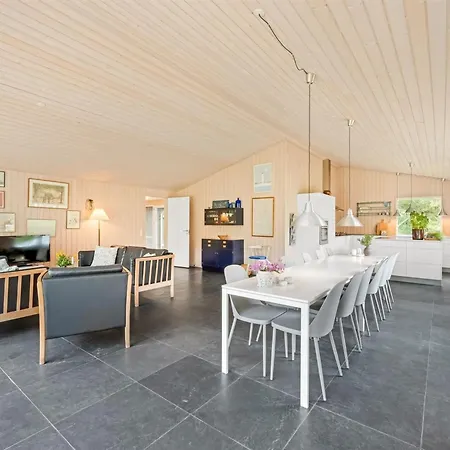 Ferienhaus Trena - 1-2km To The Fjord By Interhome *