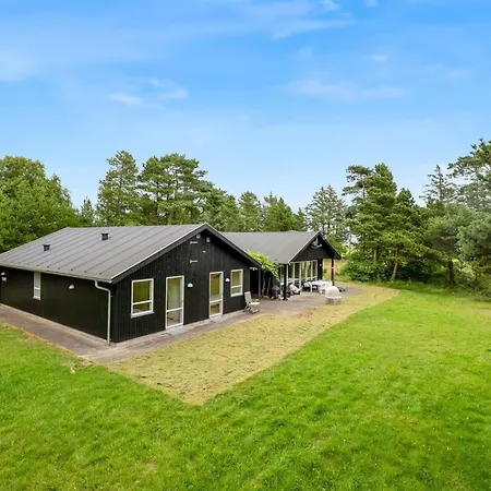 Trena - 1-2km To The Fjord By Interhome *