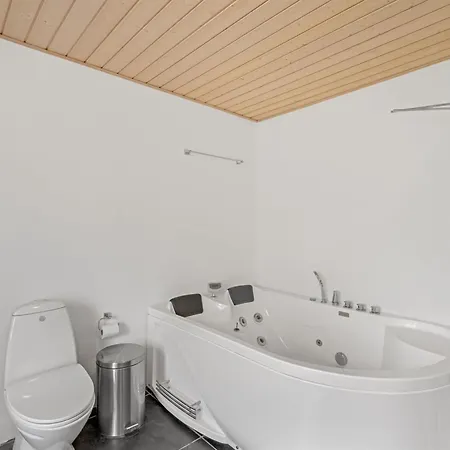 Trena - 1-2km To The Fjord By Interhome *