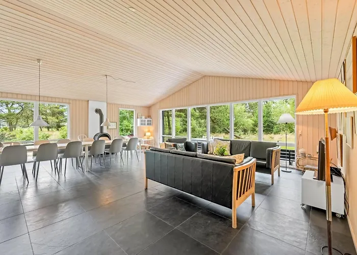 Holiday home Trena - 1-2km To The Fjord By Interhome