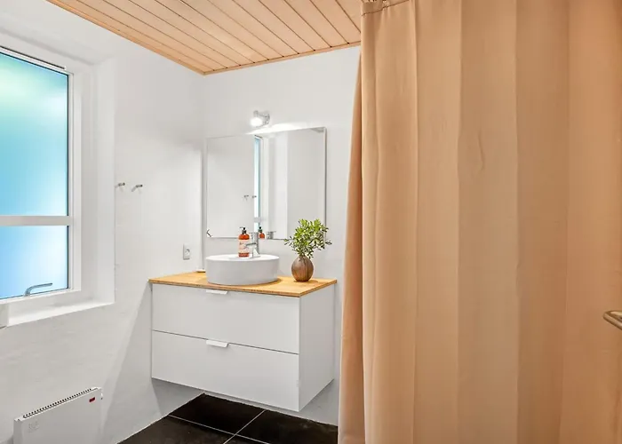 Trena - 1-2km To The Fjord By Interhome *