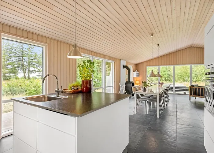 Trena - 1-2km To The Fjord By Interhome